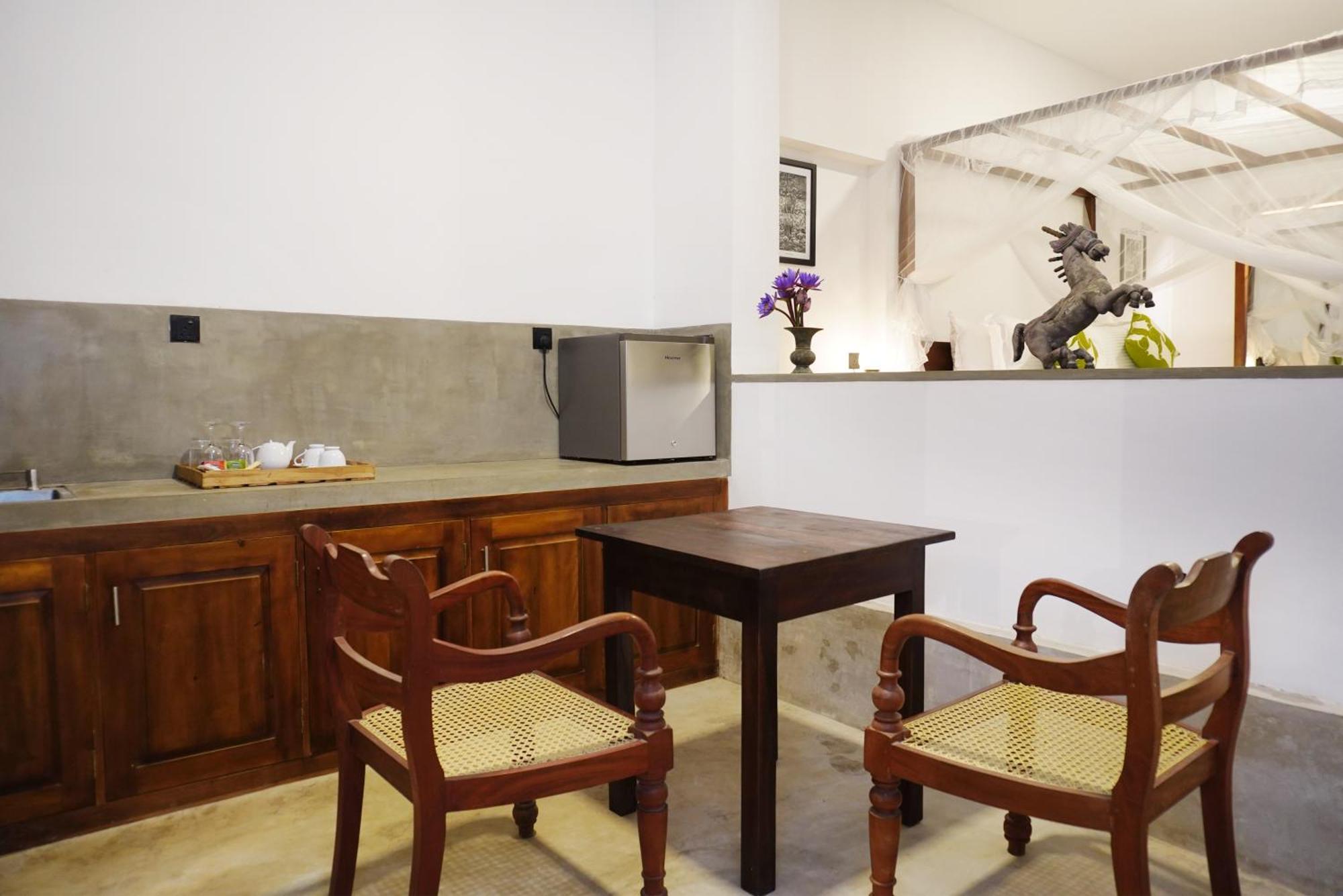 Manta Beach Resort & Ayurvedic Wellness Centre Bussa Dış mekan fotoğraf